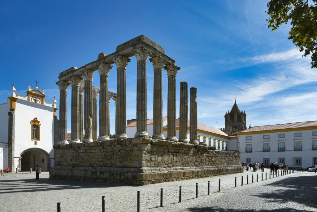 Templo Romano no centro histórico de Évora