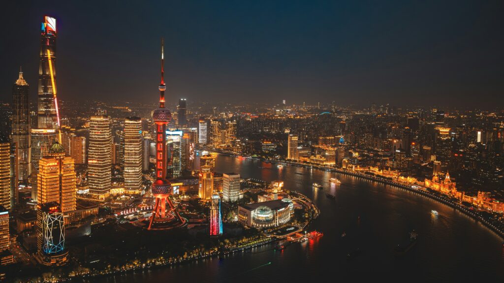 Skyline de Xangai brilhando à noite, centro financeiro da China